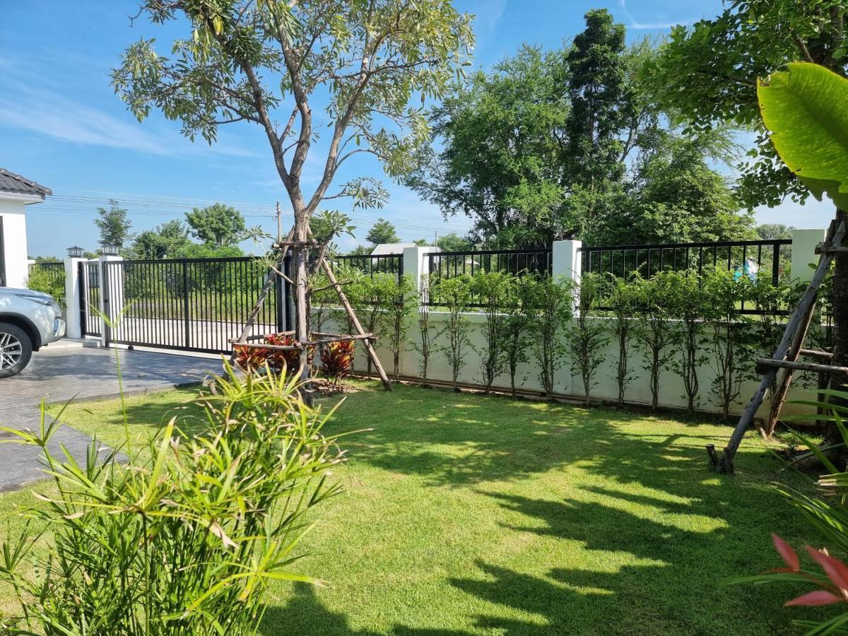 Baan Dalah Pool Villa บุรีรัมย์ ภายนอก รูปภาพ